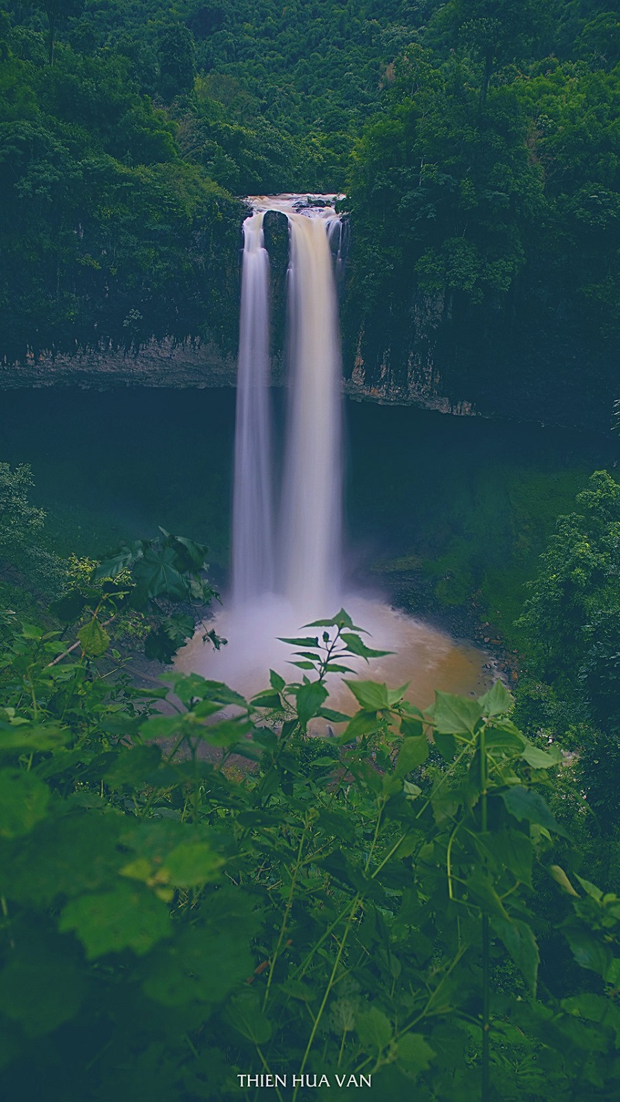 Vẻ đẹp 'siêu thực' của thác Liêng Nung hoang sơ giữa đại ngàn Tây Nguyên