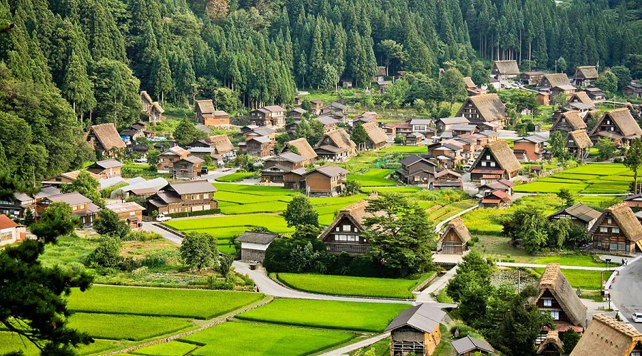 Du Xuân đến Nhật Bản ghé thăm 'ngôi làng Doraemon' đẹp tựa cổ tích