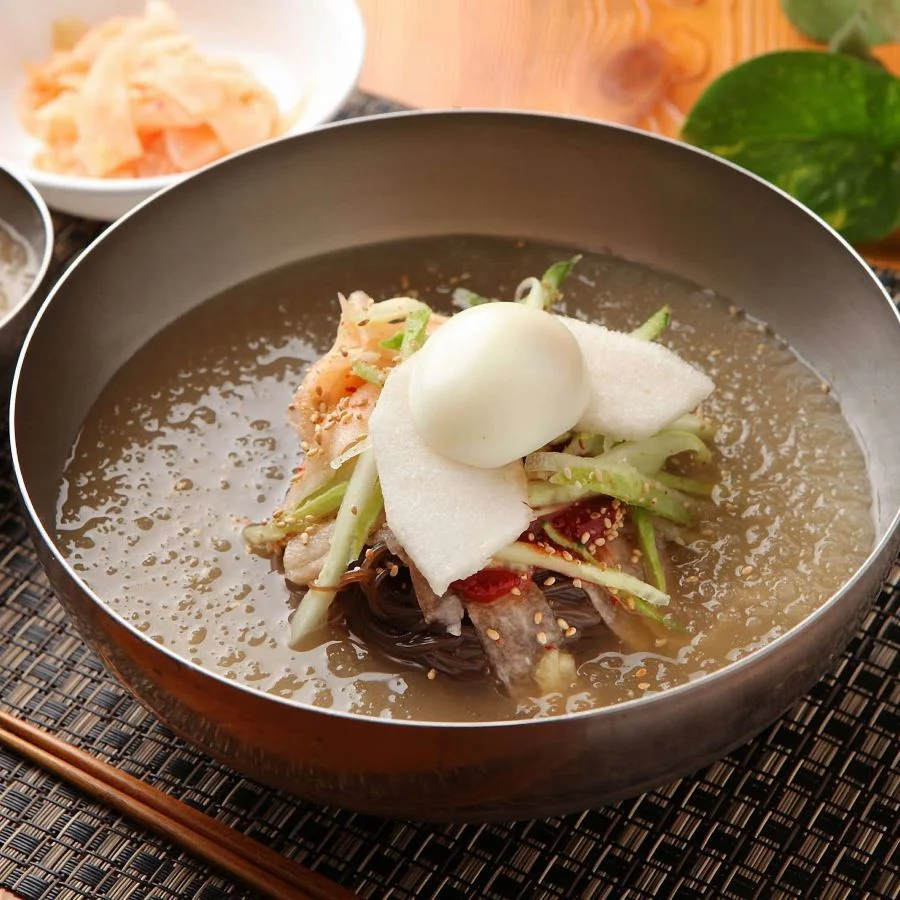 Điểm danh những món ăn mùa hè Hàn Quốc thơm ngon khiến bạn 'quên cả lối về'