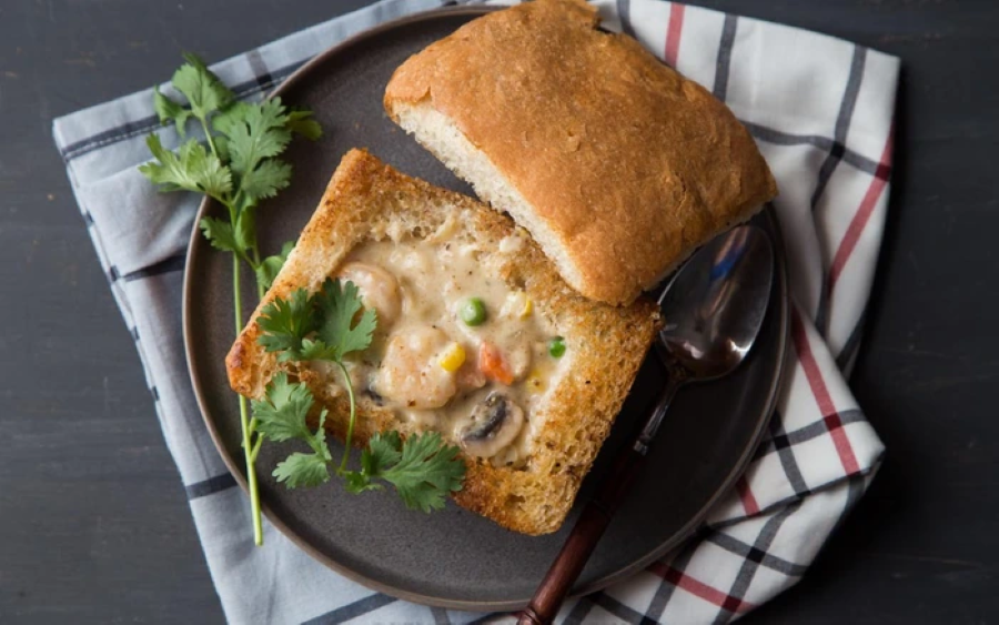 Bánh mì quan tài - Món ăn 'rùng rợn' tại Đài Loan