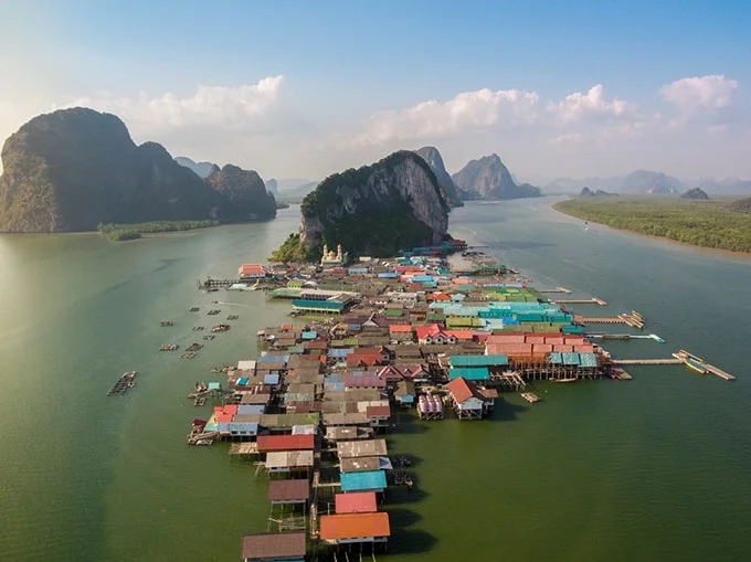 Vẻ đẹp yên bình ở ngôi làng nổi Ko Panyi – Thái Lan