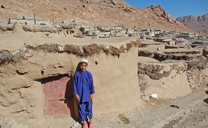 Ngôi làng 'xì trum' độc đáo ở Iran