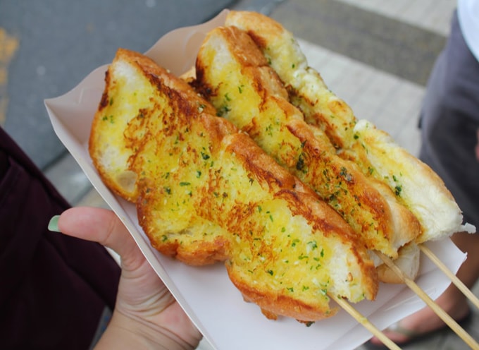 Ẩm thực đặc sắc tại chợ Chatuchak