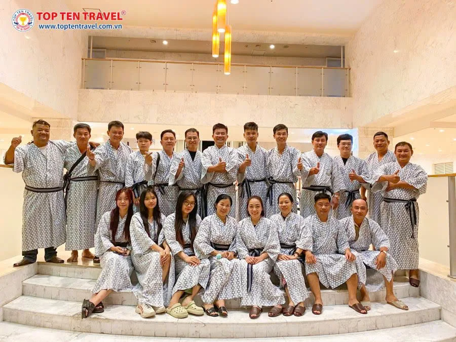 Tour Nhật Bản Khám Phá Làng Shirakawago
