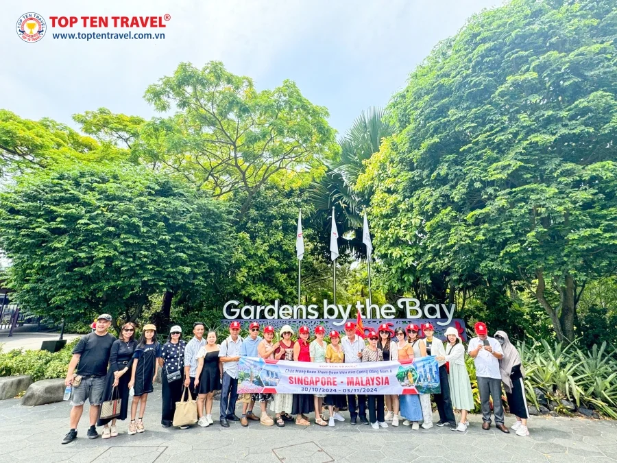 Tour Du Lịch Khám Phá Singapore: Du thuyền Star Voyager