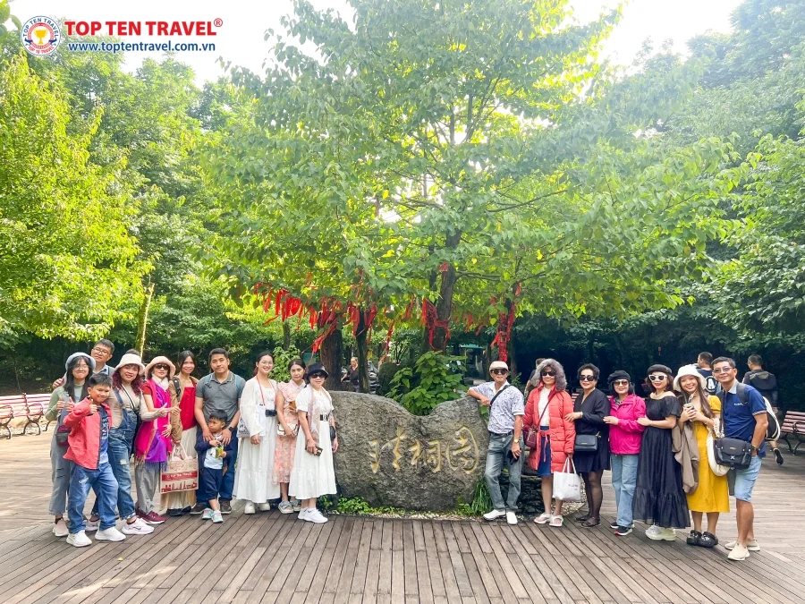 Du lịch Trung Quốc: Trương Gia Giới - Phượng Hoàng Cổ Trấn