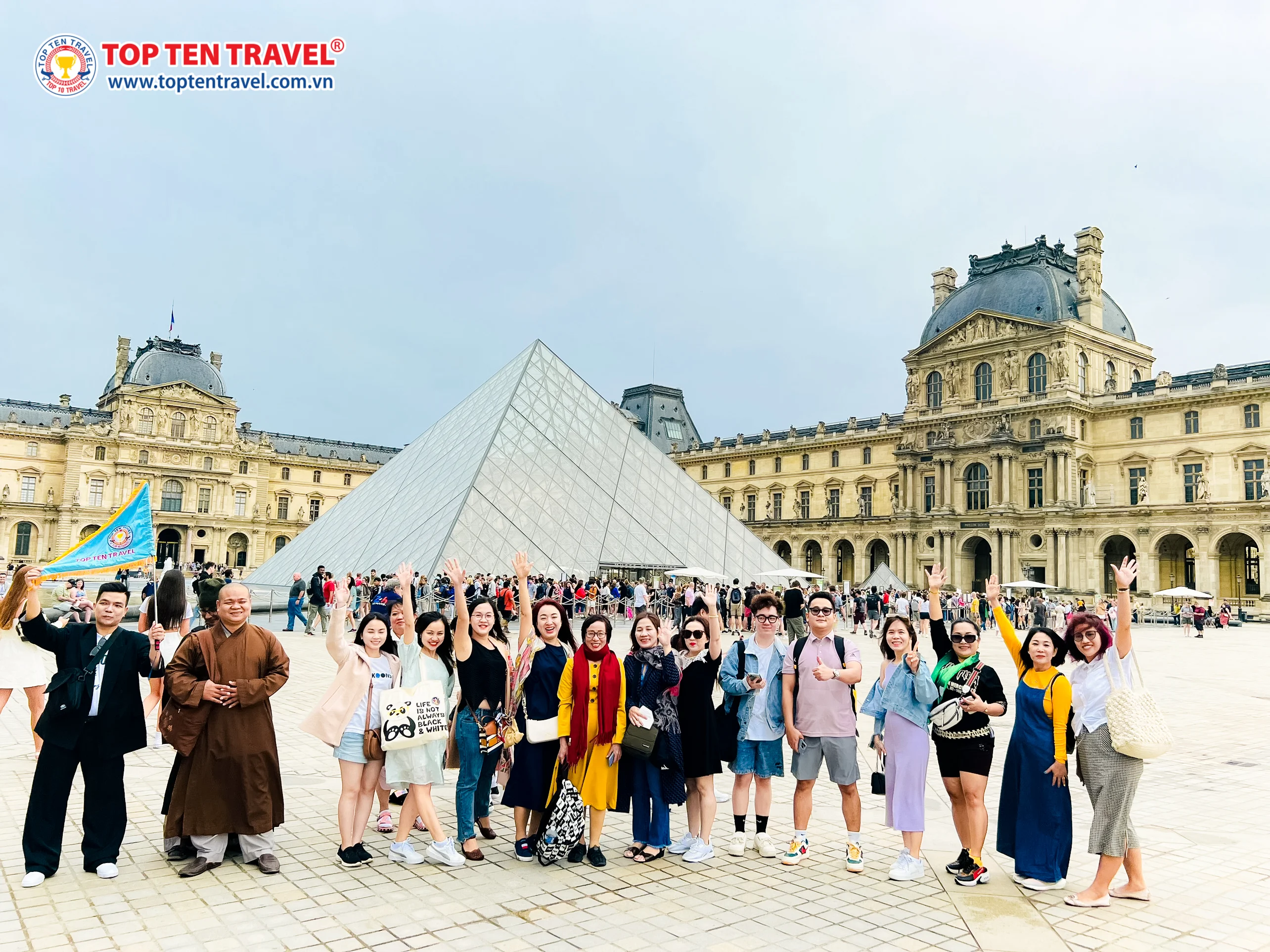 Tour Châu Âu Tết 2026: Pháp - Thụy Sĩ - Ý - Vatican