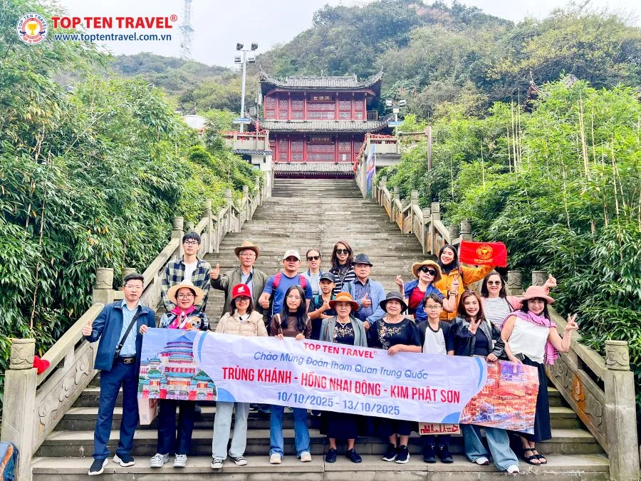 Tour Du Lịch Trung Quốc lễ 2/9: Quý Dương - Trùng Khánh 5N5D