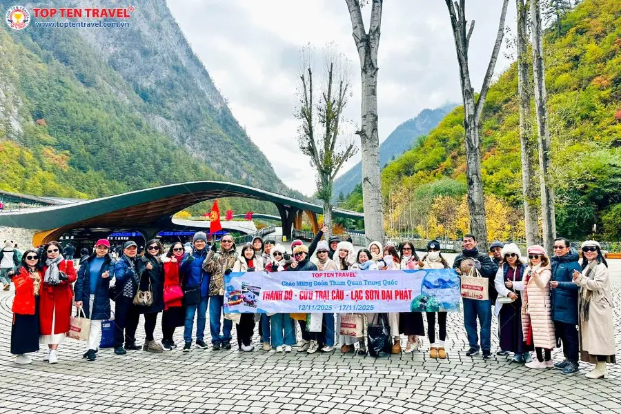 Tour Trung Quốc: Thành Đô - Cửu Trại Câu - Lạc Sơn