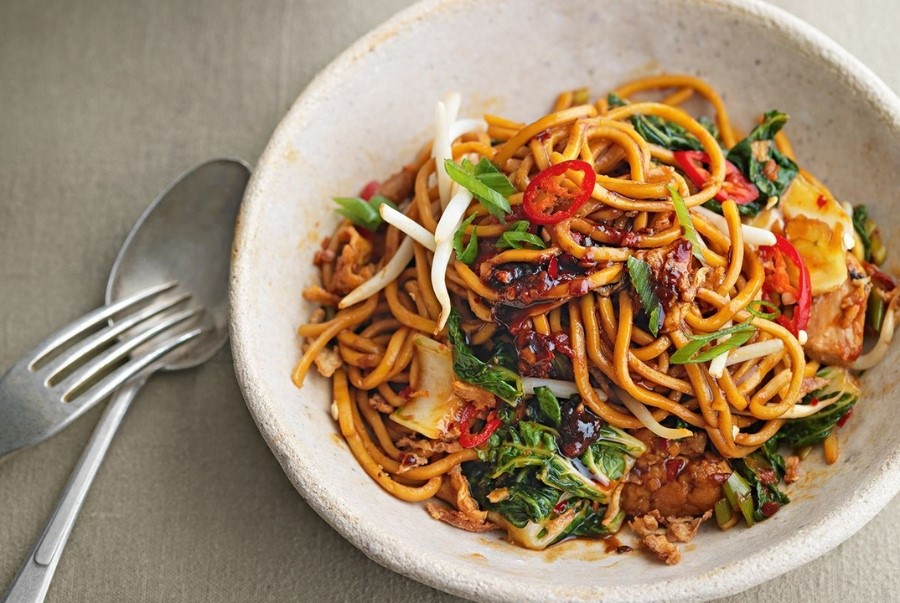 Mee Goren là món mì xào cay của Brunei bắt nguồn từ ẩm thực Trung Hoa và Mã Lai