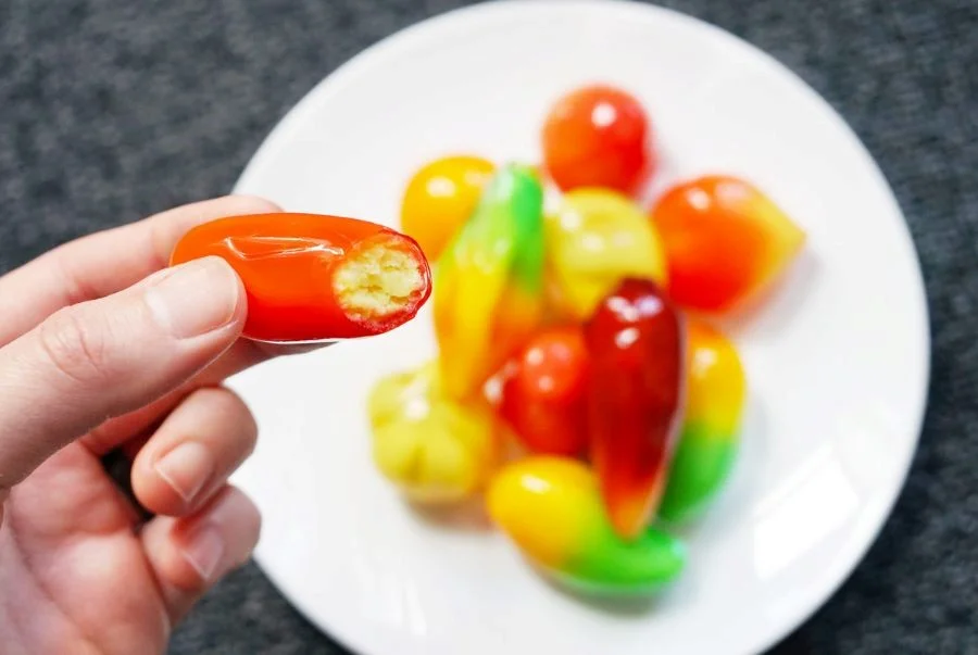 Luk Chup - bánh đậu xanh tạo hình trái cây đầy màu sắc