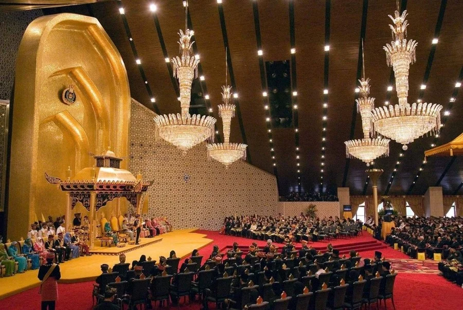 Cung điện Istana Nurul Iman là một biểu tượng cho sự thịnh vượng của đất nước này