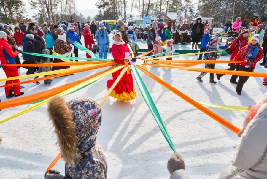 Maslenitsa mang ý nghĩa chia tay mùa đông lạnh giá