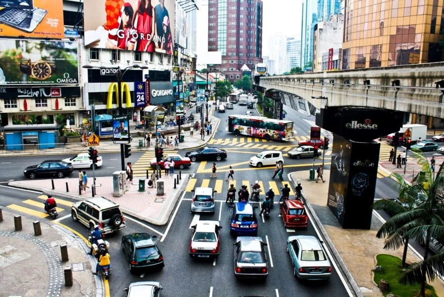 Khám phá Malaysia dễ dàng với hệ thống giao thông hiện đại và giá cả hợp lý