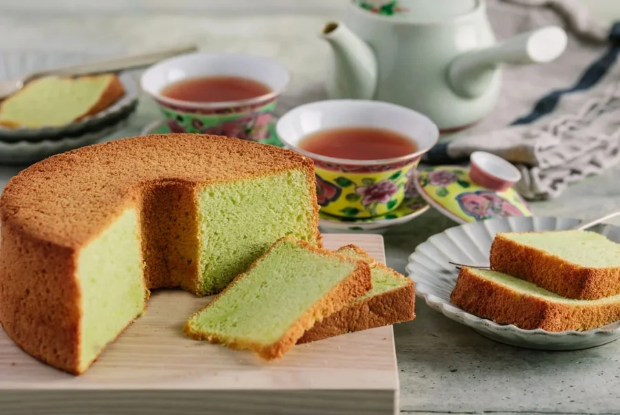 Panda Cake là món bánh bông lan dứa nổi tiếng của Singapore