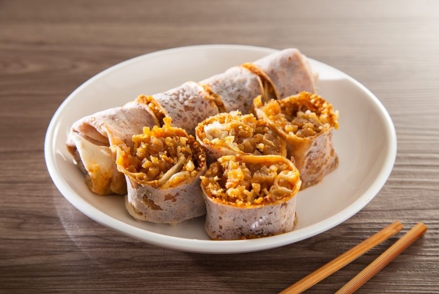 Popiah là món bò bía mang hương vị Malaysia
