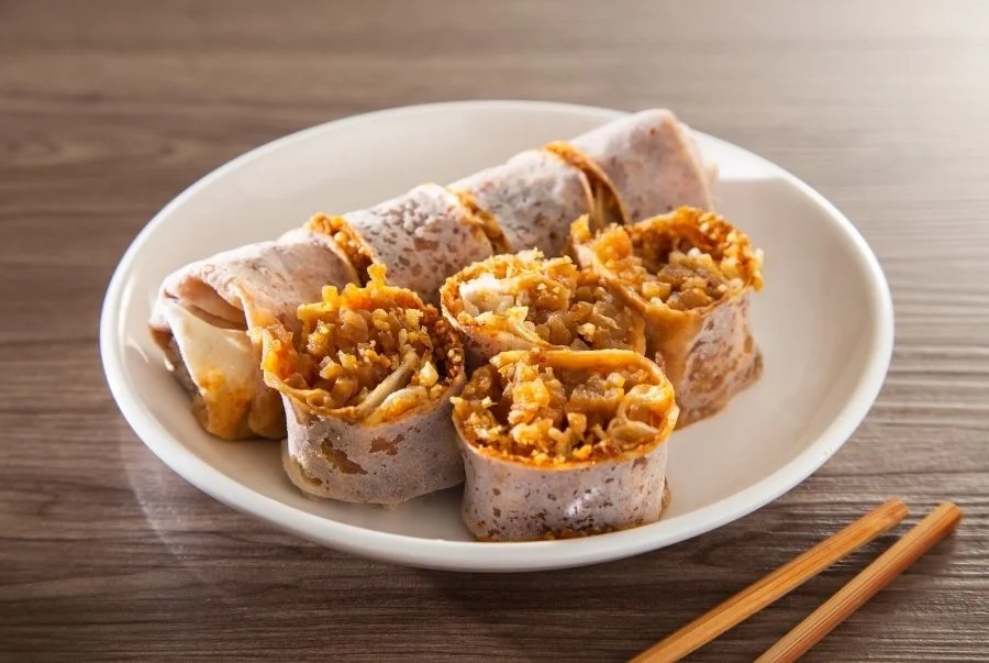 Popiah là món bò bía mang hương vị Malaysia