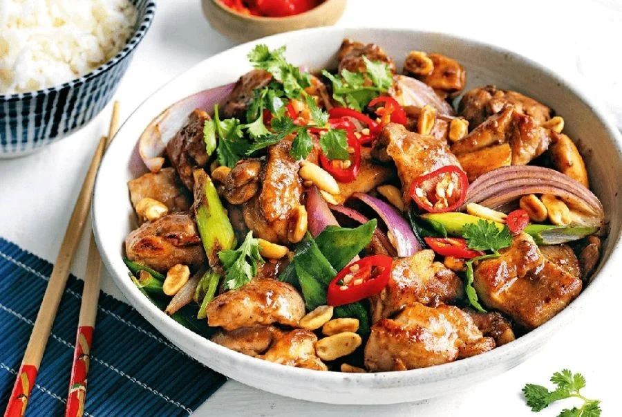 Gà Kung Pao là một món bạn nhất định phải thử khi đặt chân đến Trùng Khánh