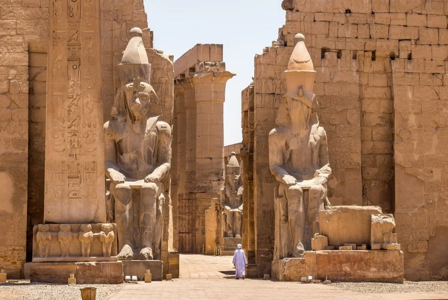 Đền Luxor là một trong những ngôi đền hiếm hoi vẫn giữ được nhiều chi tiết nguyên bản