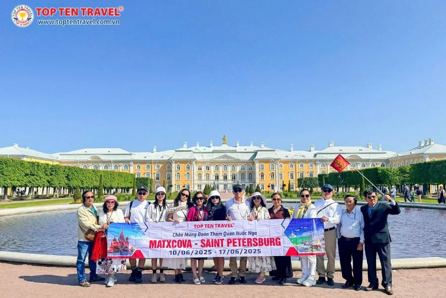 Đoàn khách Top Ten Travel trên hành trình khám phá nước Nga