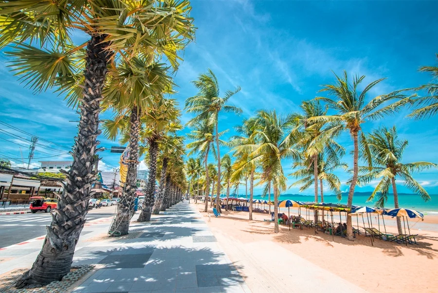 Bãi biển Jomtien cũng là một trong những bãi biển nổi tiếng của Pattaya