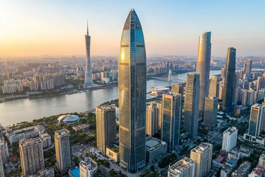 Tòa nhà Nam Phương mang tính biểu tượng gắn liền với lịch sử phát triển giao thương sôi động của thành phố