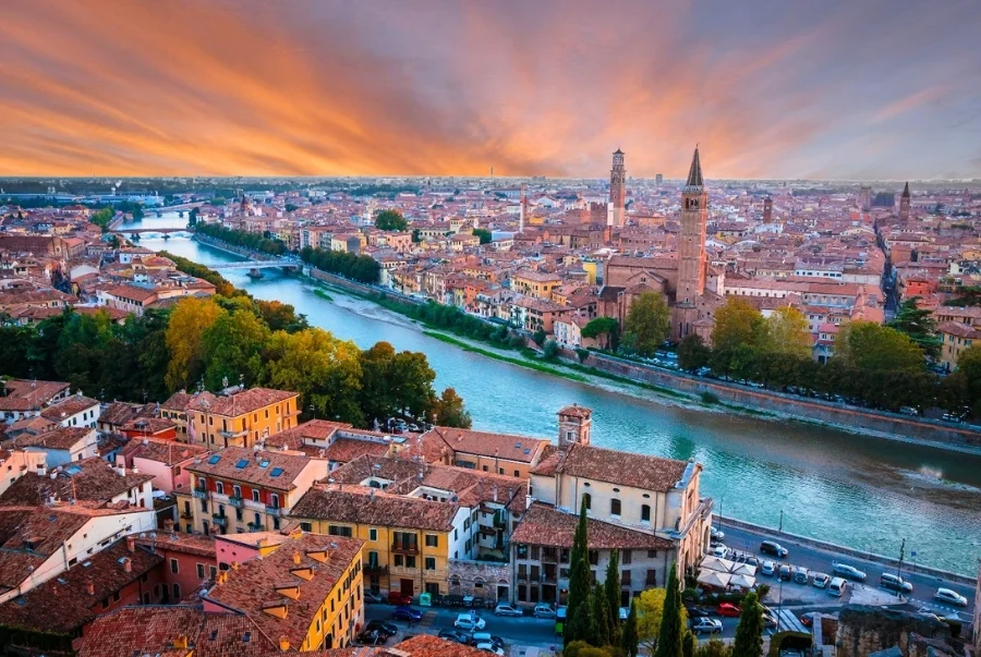 Verona nằm ở miền Bắc nước Ý