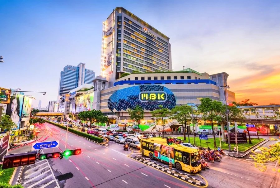 MBK Center là thiên đường mua sắm với giá cả vô cùng bình dân