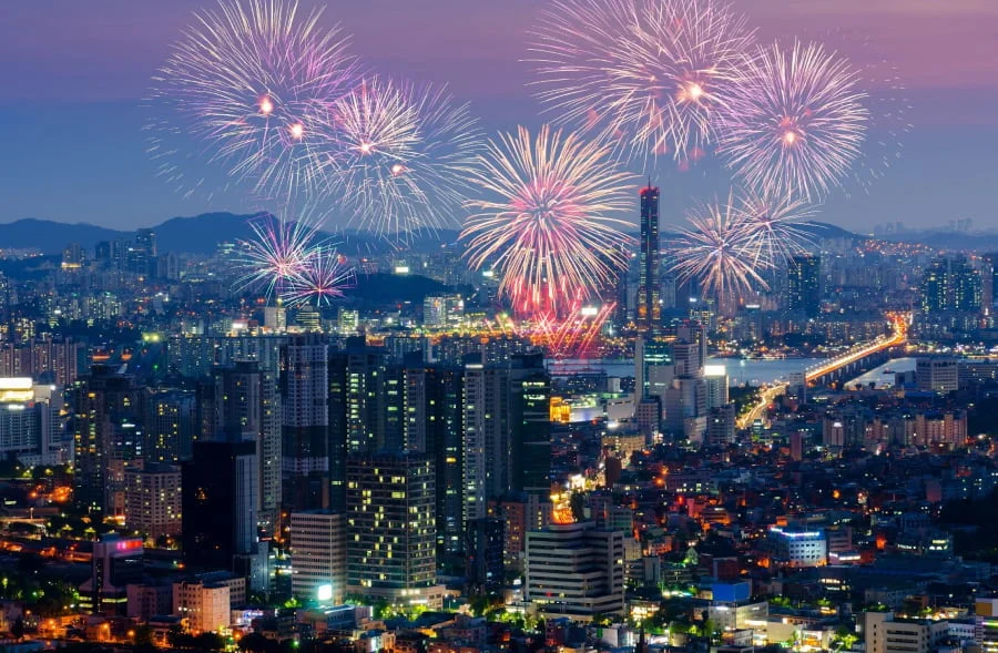 Nếu bạn du lịch Hàn Quốc vào tháng 10, đừng bỏ lỡ Lễ hội pháo hoa quốc tế Seoul ngoạn mục