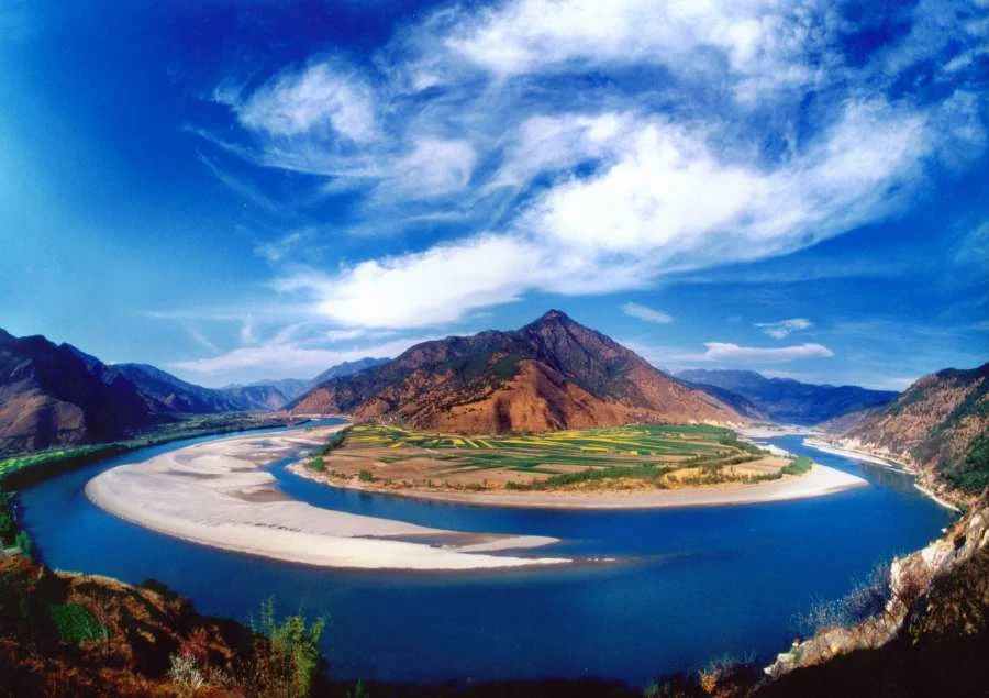 Sông Dương Tử là con sông dài nhất châu Á với nhiều giá trị lịch sử, văn hóa vô cùng quan trọng