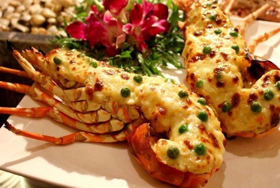 Tôm hùm nướng phô mai – Món hải sản cao cấp nổi tiếng của ẩm thực Hải Nam