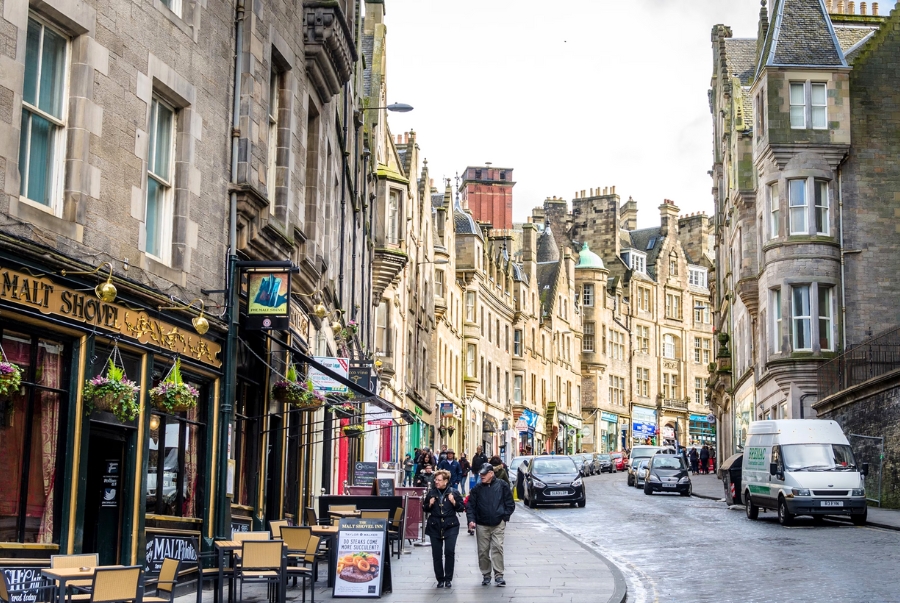 Old Town Edinburgh là khu phố cổ được UNESCO công nhận là Di sản Thế giới