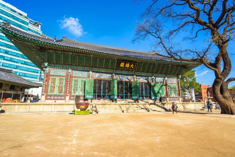 Chùa Jogyesa đã có lịch sử hơn 600 năm được xây dựng vào cuối triều đại Goryeo