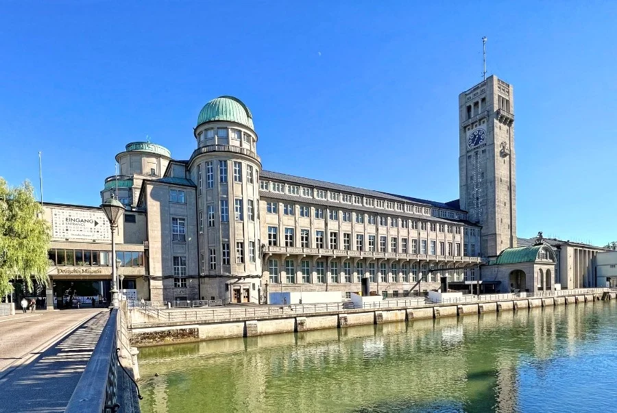 Toàn cảnh bảo tàng khoa học và công nghệ lớn nhất thế giới Deutsches