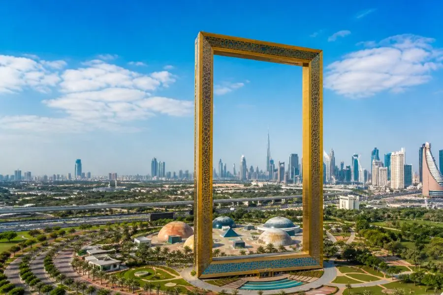 Dubai Frame nổi lên như một biểu tượng kiến trúc vừa khác biệt, vừa giàu ý nghĩa