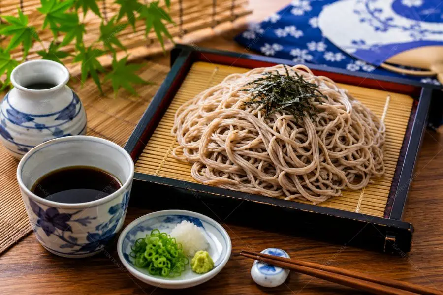 Zaru soba là món mì lạnh mang đậm tinh thần tối giản của ẩm thực Nhật Bản