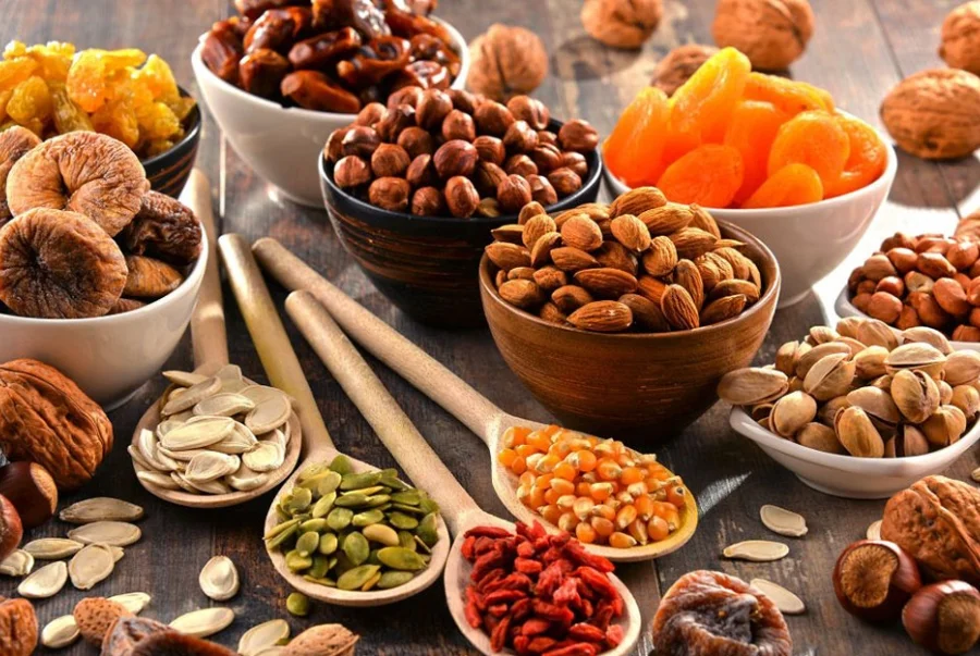 Các loại hạt sấy là món ăn vặt làm say mê biết bao du khách khi nếm thử