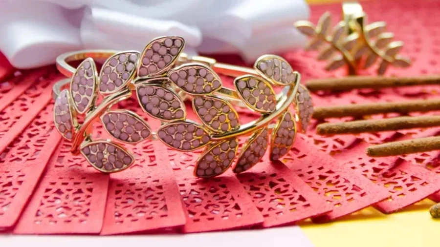 Đồ trang sức và phụ kiện là một trong những món quà hoàn hảo để bạn cân nhắc sau chuyến du lịch Trùng Khánh
