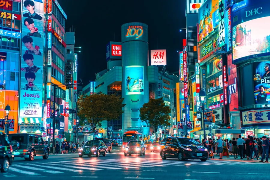 Shibuya là biểu tượng của sự trẻ trung, hiện đại và là nơi hội tụ của thời trang, âm nhạc và văn hóa pop Nhật Bản