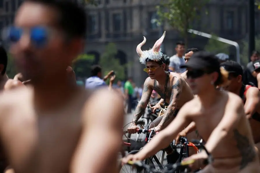 Lễ hội khỏa thân đạp xe mang tên "Portland’s World Naked Bike Ride"