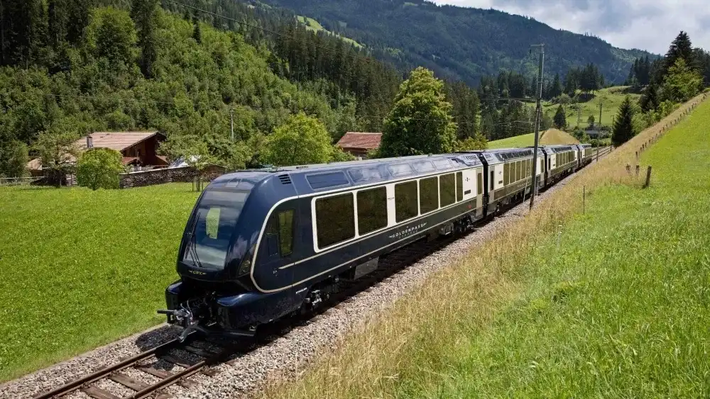 GoldenPass Express là lựa chọn đáng cân nhắc với khách du lịch