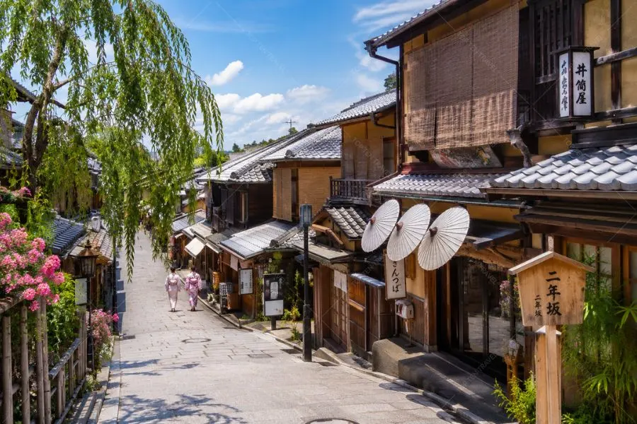 Phố cổ Gion Kyoto với những dãy nhà gỗ truyền thống mang đậm dấu ấn văn hóa Nhật Bản