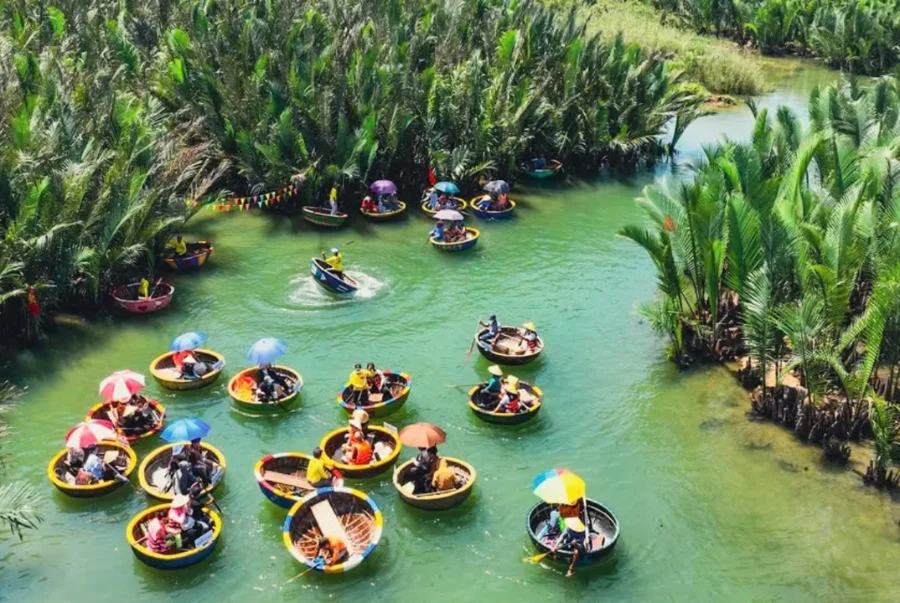 Rừng dừa Bảy Mẫu hấp dẫn du khách bởi nhiều hoạt động vui chơi hấp dẫn
