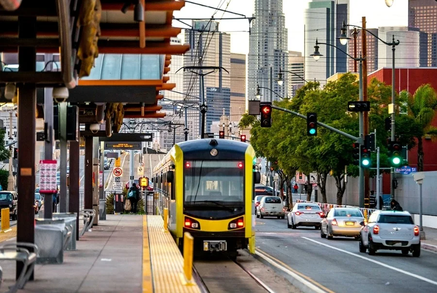 Du khách có thể dễ dàng lựa chọn phương tiện phù hợp trong hành trình khám phá Los Angeles