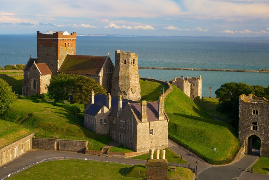 Lâu đài Dover được mệnh danh là chìa khóa của nước Anh nhờ vị trí chiến lược bên bờ biển