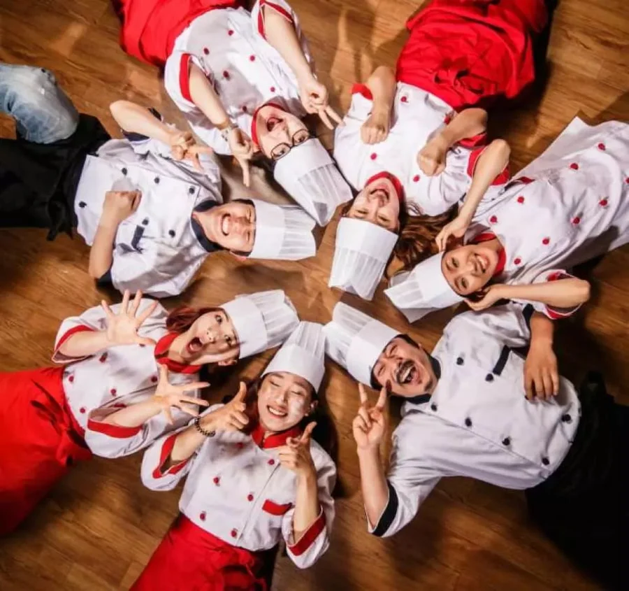 'Pang Show' là một chương trình biểu diễn nghệ thuật độc đáo và tương tác cao tại Hàn Quốc