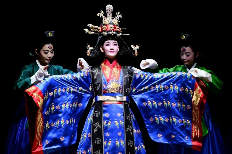 'The Queen's Banquet' không chỉ là một buổi biểu diễn nghệ thuật mà còn là một trải nghiệm văn hóa sâu sắc tại Hàn Quốc