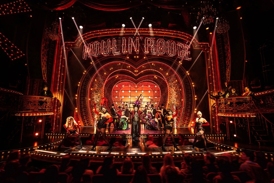 Những buổi diễn hoành tráng trên Broadway sẽ mang đến bạn trải nghiệm khó quên