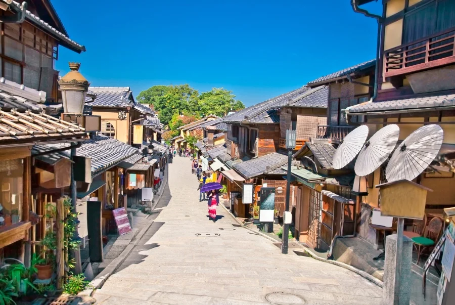 Gion và Higashiyama vẫn còn giữ nguyên vẹn nét kiến trúc truyền thống của Nhật Bản