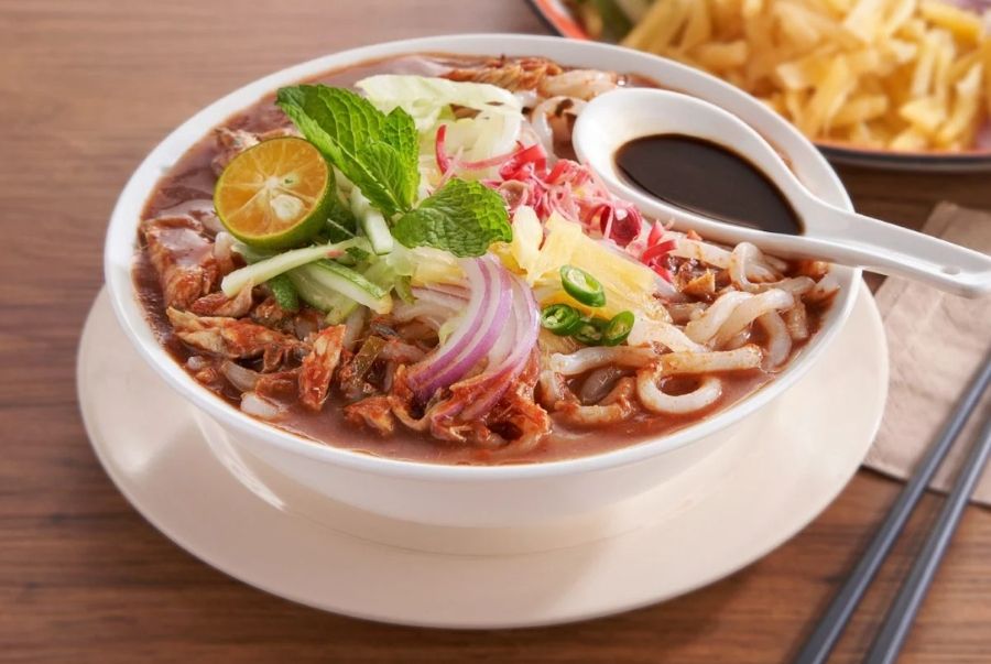 Assam Laksa là món bún cá chua cay trứ danh của Penang